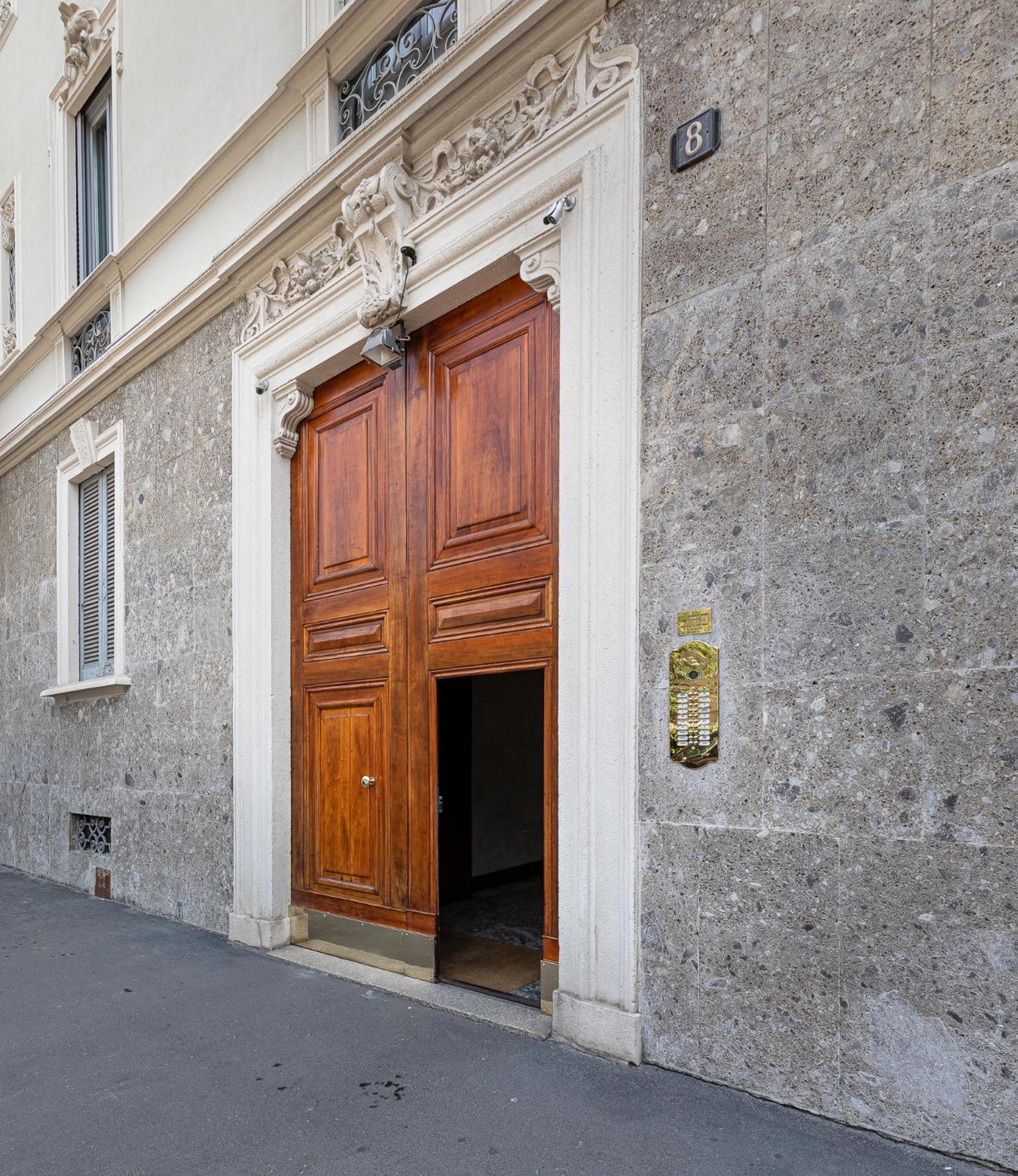 Porta-Venezia/Milano CentraleLuxury Apartment ภายนอก รูปภาพ